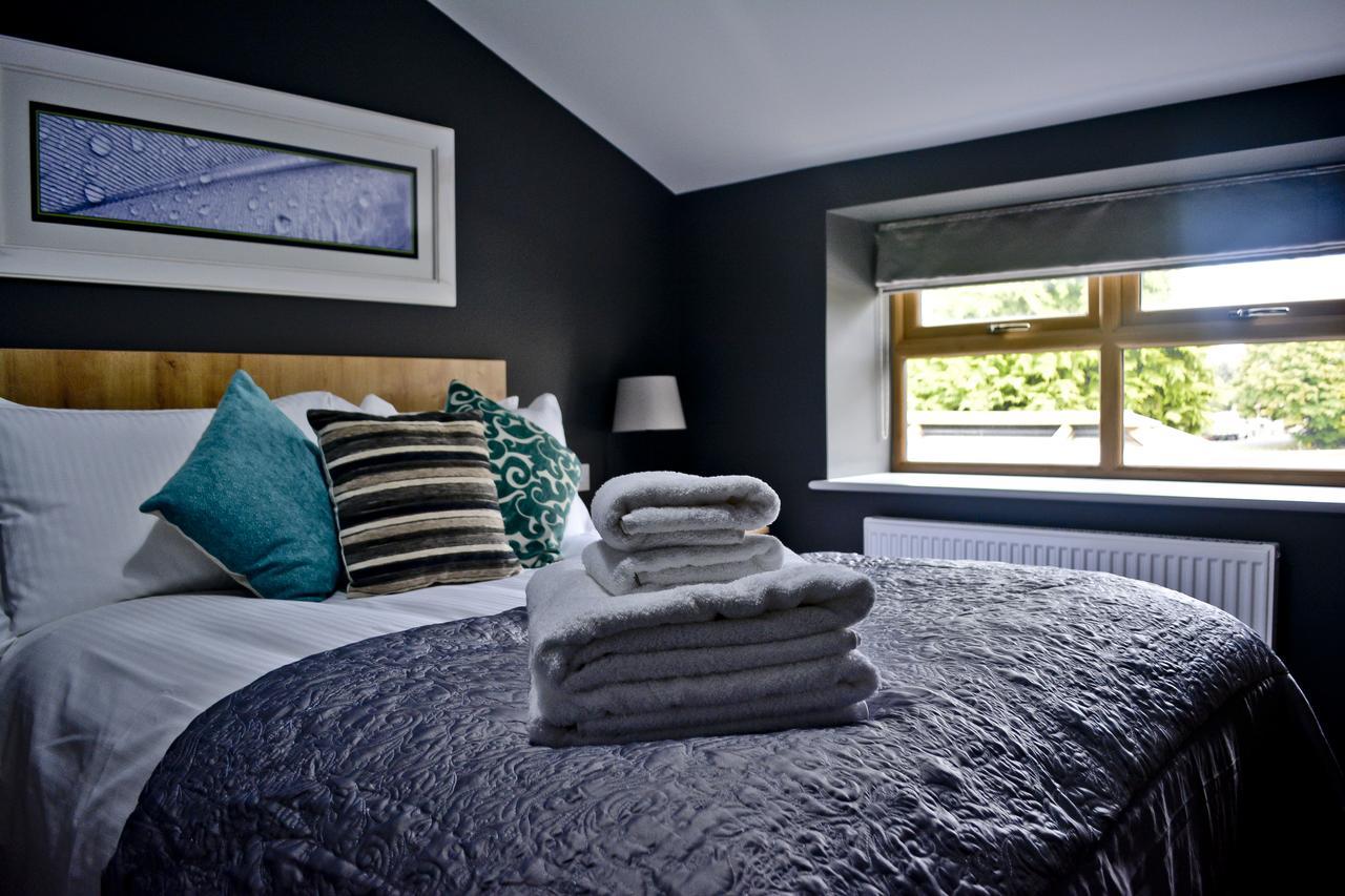Bed and Breakfast The Ugly Duckling Telford Exterior foto